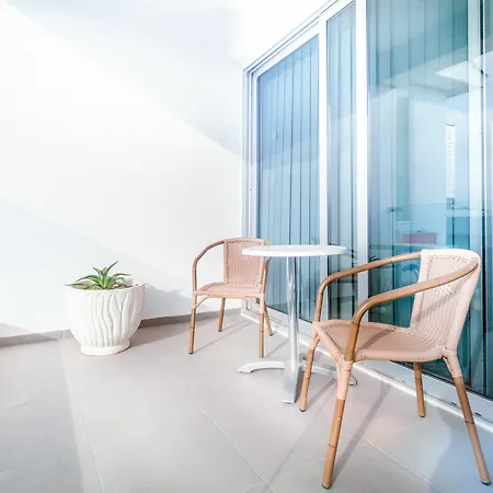 Napian Aparthotel 3*