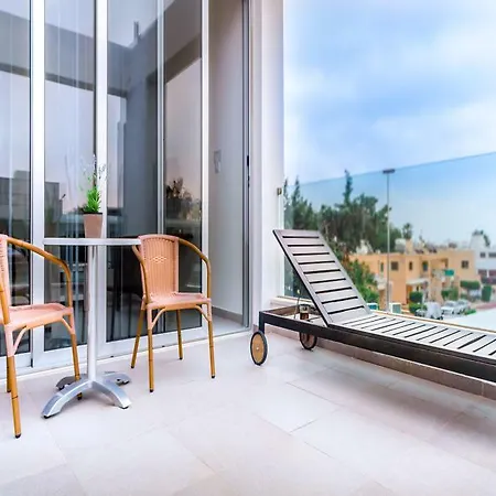 Napian 4* أيا نابا