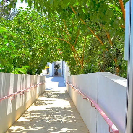Napian Aparthotel Ayia Napa