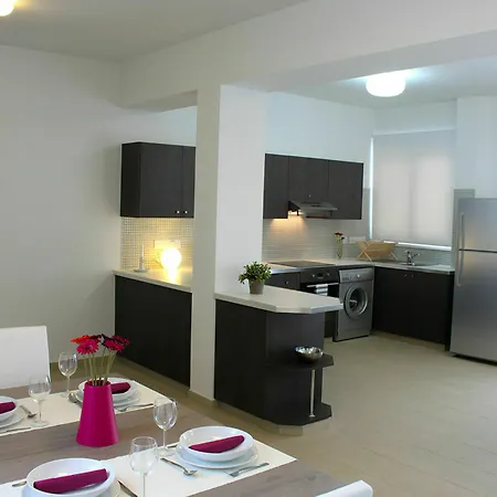 Napian Aparthotel Ayia Napa