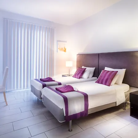 מלון דירות Napian