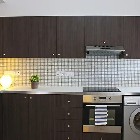 Napian מלון דירות 4*