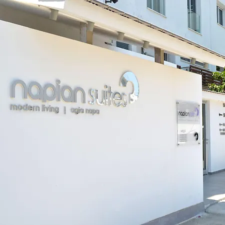 Napian מלון דירות
