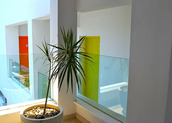 Napian Aparthotel 4*