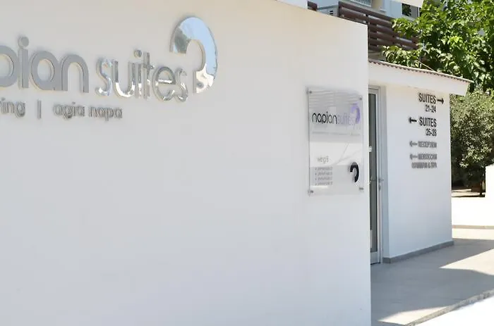 Napian Aparthotel 4*